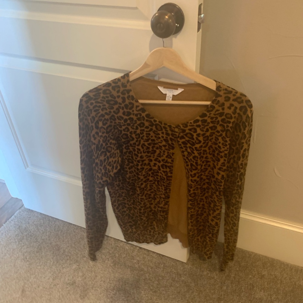 Time & Tru leopard cardigan size L